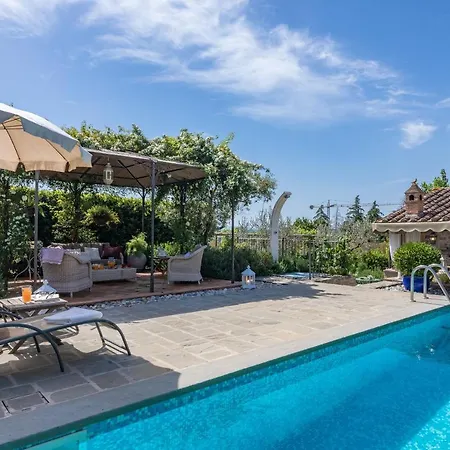 La Capannina 2&2, Emma