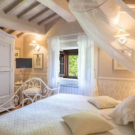 Villa La Capannina 2&2, Emma Cortona