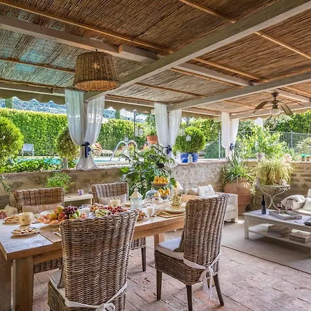 La Capannina 2&2, Emma *