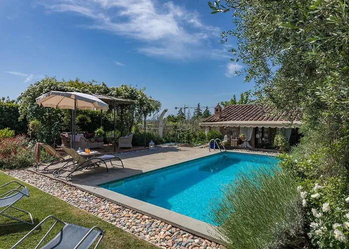 La Capannina 2&2, Emma Вилла *