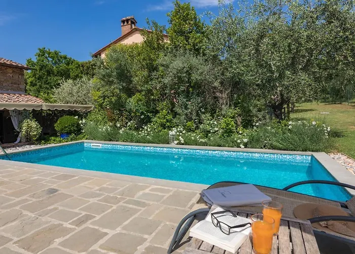 Villa La Capannina 2&2, Emma *