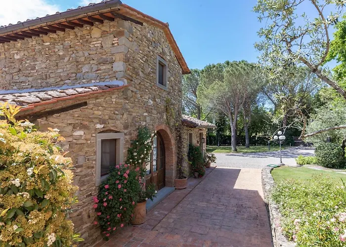 La Capannina 2&2, Emma Villa Cortona